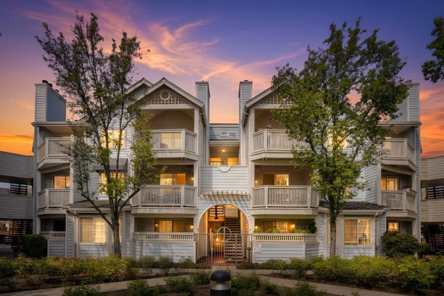 608 Arcadia Ter 303, Sunnyvale