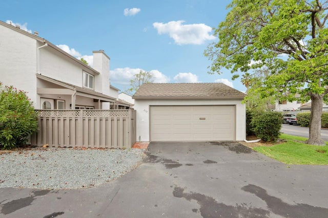 854 Erickson Ln, FOSTER CITY