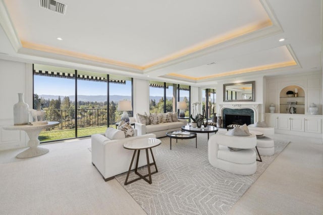 1330 University Dr 92, MENLO PARK