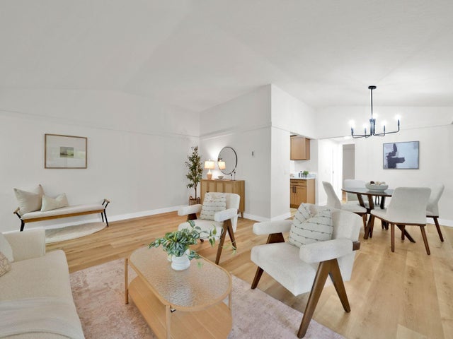 500 W Middlefield Rd 170, MOUNTAIN VIEW