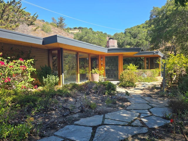 9 Story Road, CARMEL VALLEY