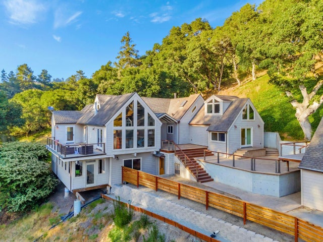 411 Hecker Pass Rd, WATSONVILLE