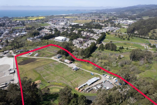 925 Miramontes St, HALF MOON BAY