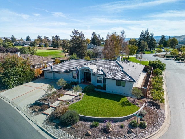 640 S Ridgemark Dr, HOLLISTER