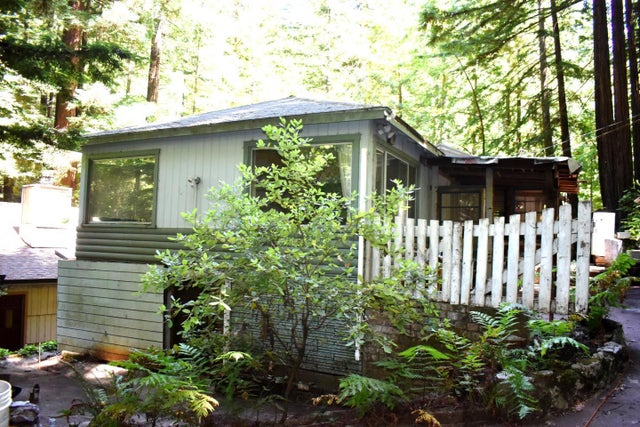 10158 E Zayante Rd, Felton