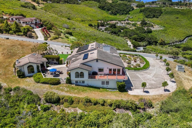 25611 Whip Rd, MONTEREY