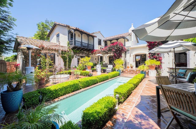 1 Santa Lucia Ave, SALINAS