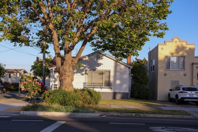 2570 Havenscourt Blvd, OAKLAND