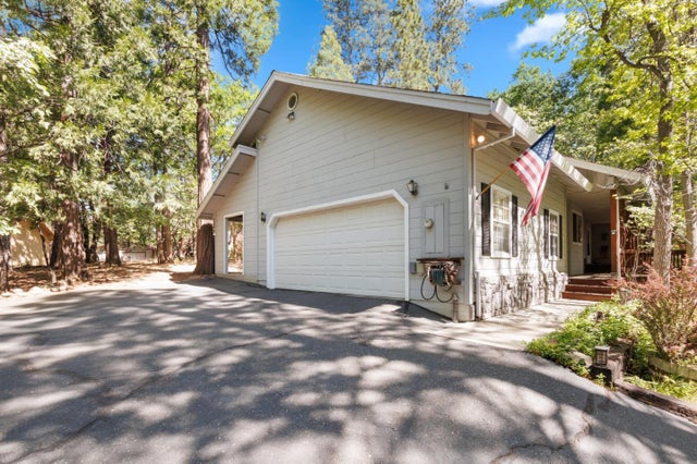 17256 Mount Elizabeth Dr, SONORA