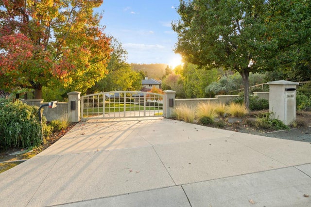 26140 Rancho Manuella Ln, LOS ALTOS HILLS