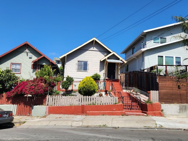 2645 23rd Ave, OAKLAND