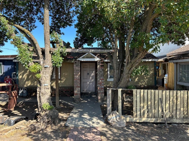 2160 Pacheco Pass Hwy, GILROY