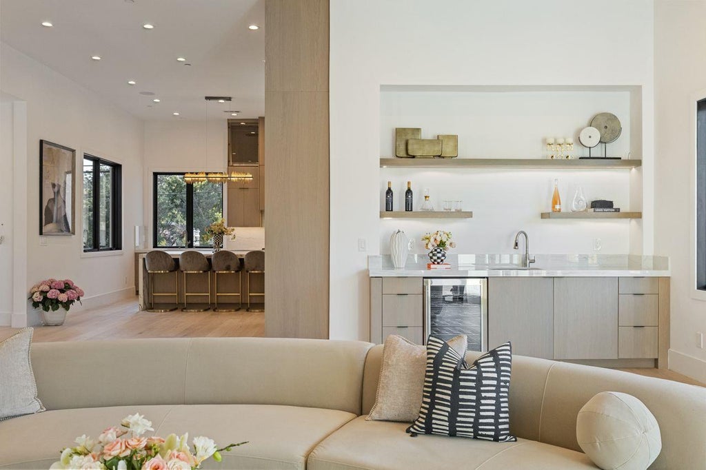 18071 Saratoga Los Gatos Rd, Monte Sereno