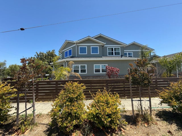 37000 Poplar Ave 37006, NEWARK