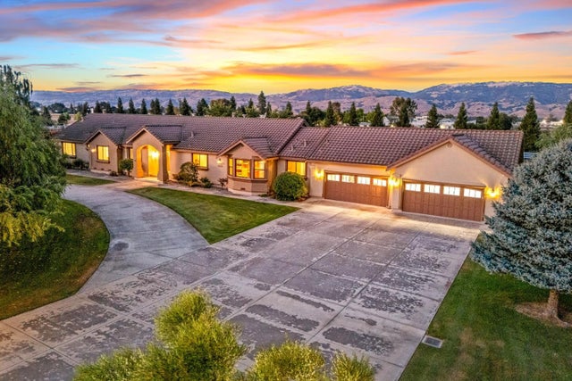 12320 Highland Estates Ln, SAN MARTIN