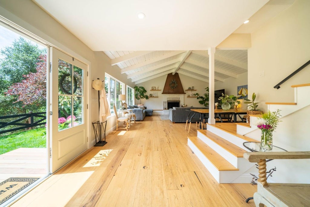 423 Nelson Rd., SCOTTS VALLEY