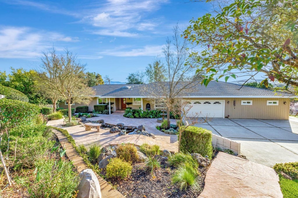 10260 Lucky Ct, Gilroy