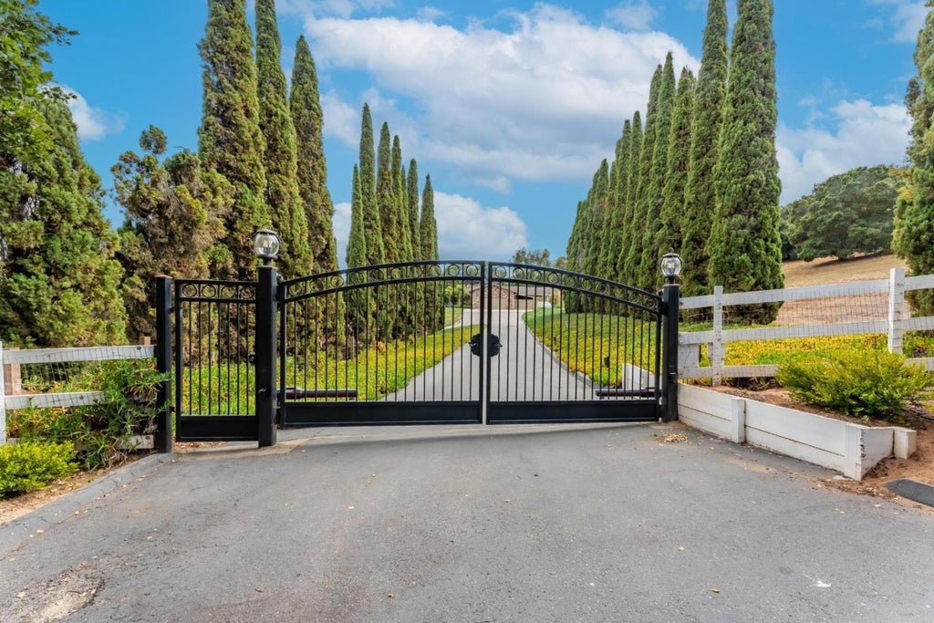 475 Brown Rd, SAN JUAN BAUTISTA