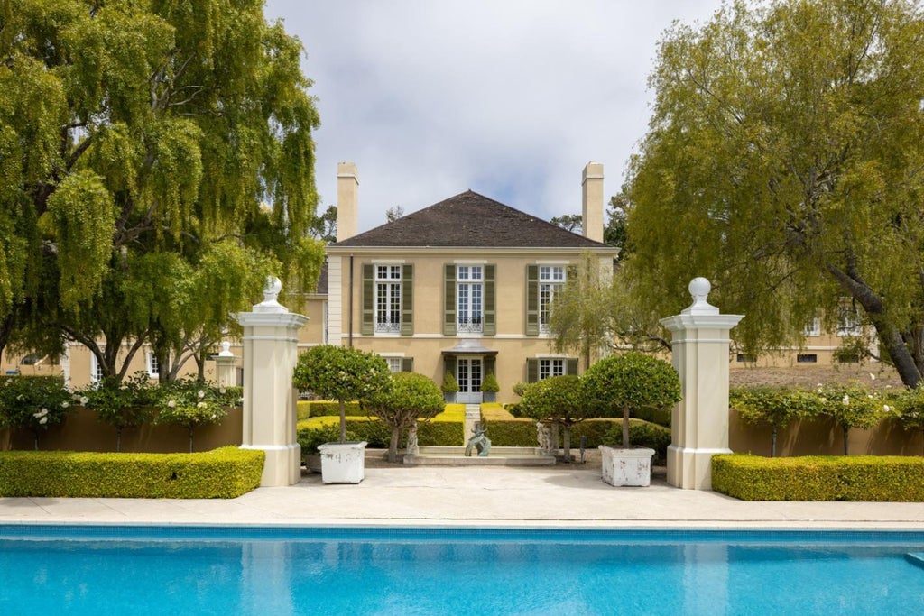 1500 Viscaino Rd, PEBBLE BEACH