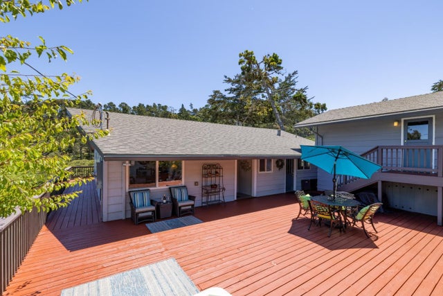 35 Via Castanada, MONTEREY