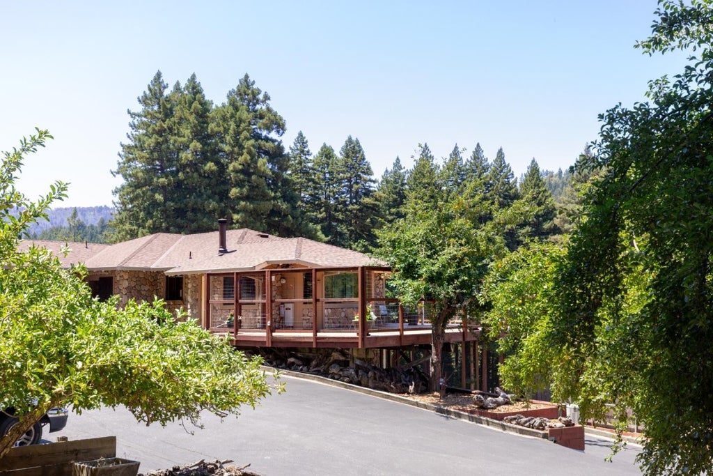 16400 Highway 9, BOULDER CREEK