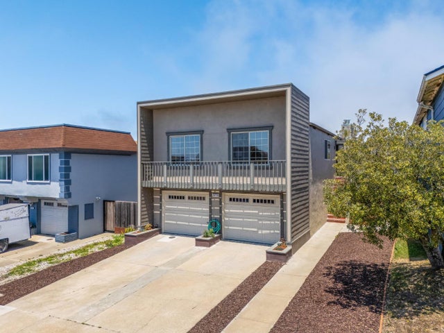 373 Coral Ridge Dr, PACIFICA