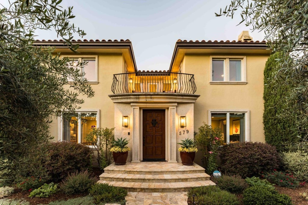 579 Glenbrook Dr, PALO ALTO