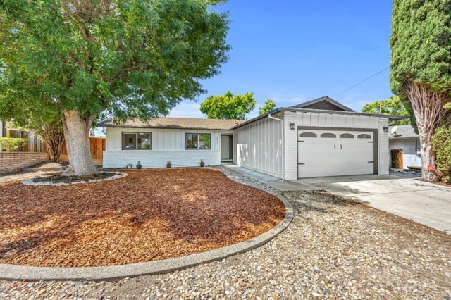 2361 Panoramic Dr, CONCORD