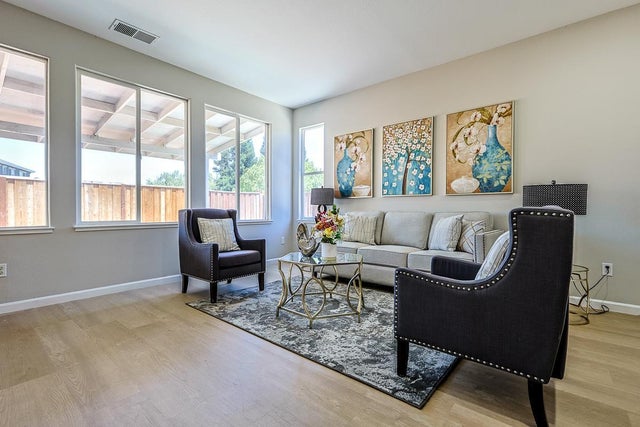 2335 Cypress Dr, TRACY