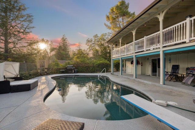 13289 Moccasin Ln, SHASTA LAKE