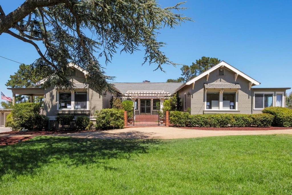 730 Mora Dr, LOS ALTOS