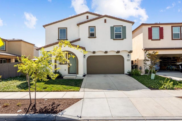 5813 Littlestone St, SACRAMENTO