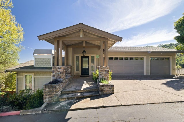 43 Baywood Ter, SAN RAFAEL