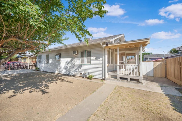 1511 W Tulare Ave, NEWMAN