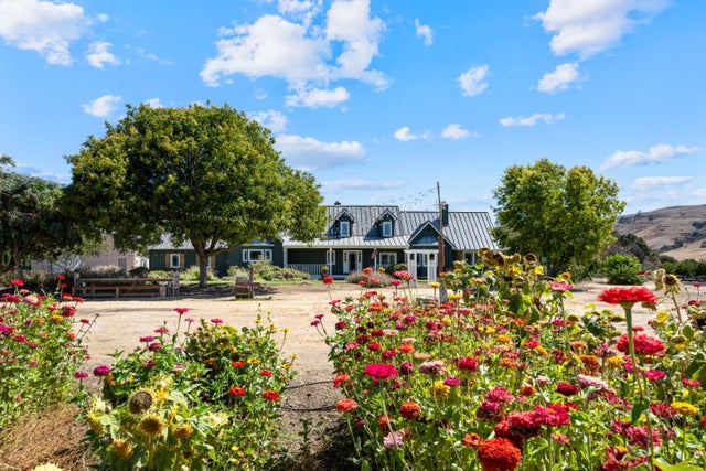 6840 Southside Rd, HOLLISTER