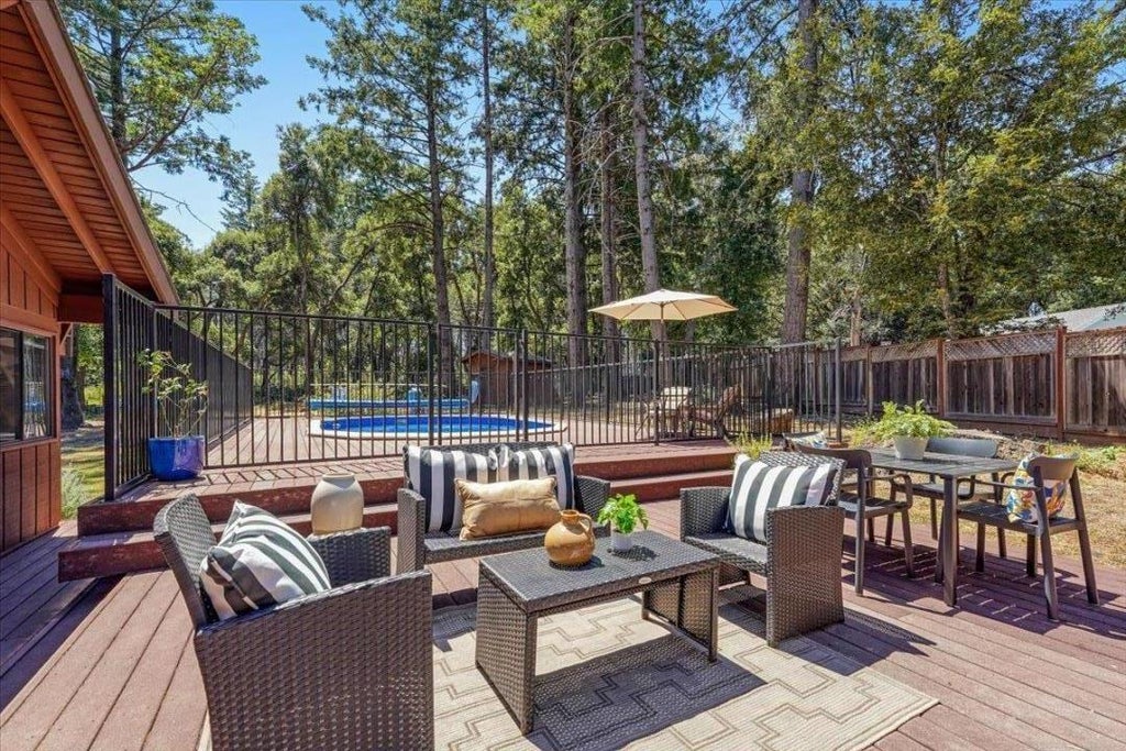 360 Braemoor Dr, SANTA CRUZ