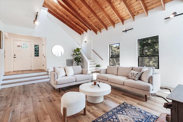 360 Braemoor Dr, SANTA CRUZ