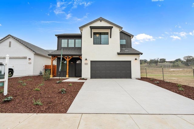 425 Maria Dr, HOLLISTER