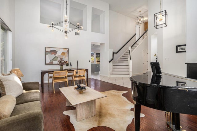 751 Walker Ct, BRENTWOOD