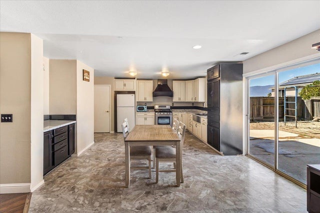 1037 Vista Ave, SOLEDAD