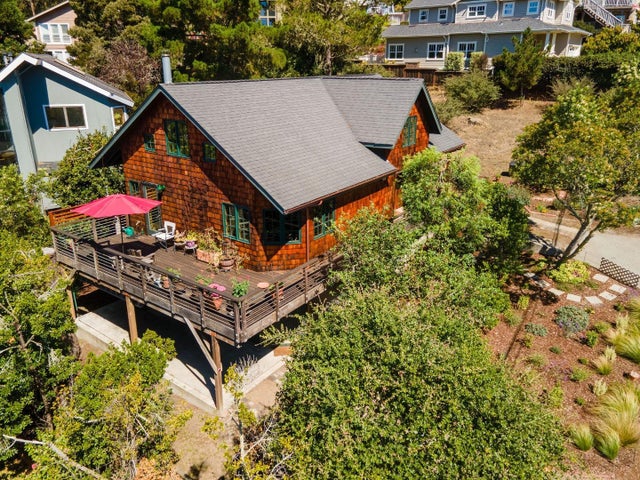 401 Avenue Del Oro, EL GRANADA