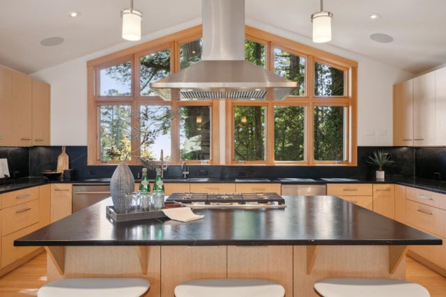 103 Harkins Rd, WOODSIDE