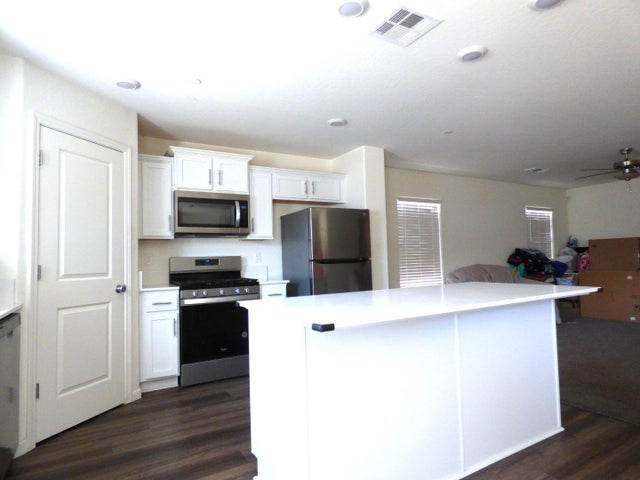 510 Perkins Rd, MADERA