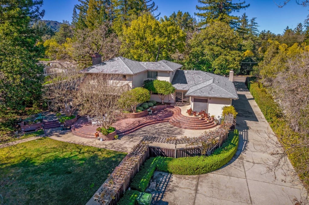16000 Greenwood Rd, MONTE SERENO