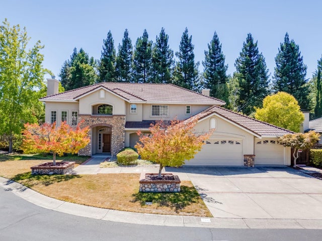 208 Kaitlyn Ln, DANVILLE