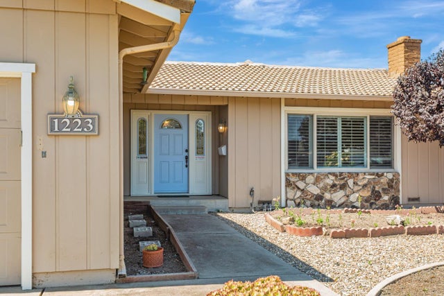 1223 La Canada Way, SALINAS