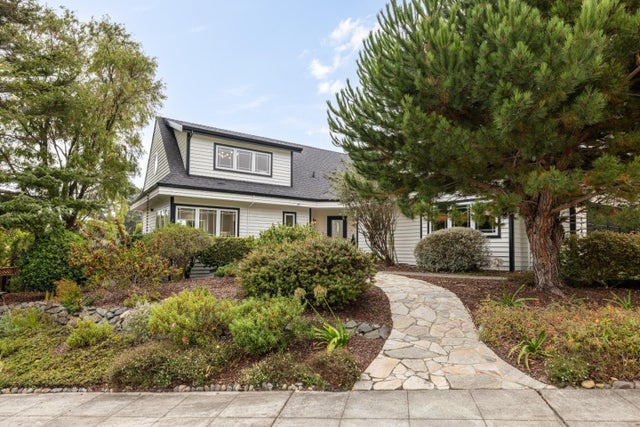 424 6th Ave, HALF MOON BAY