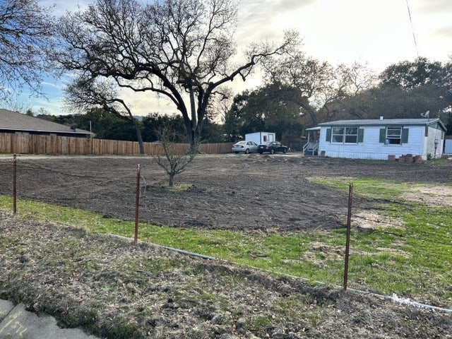 10050 W Front Rd, ATASCADERO