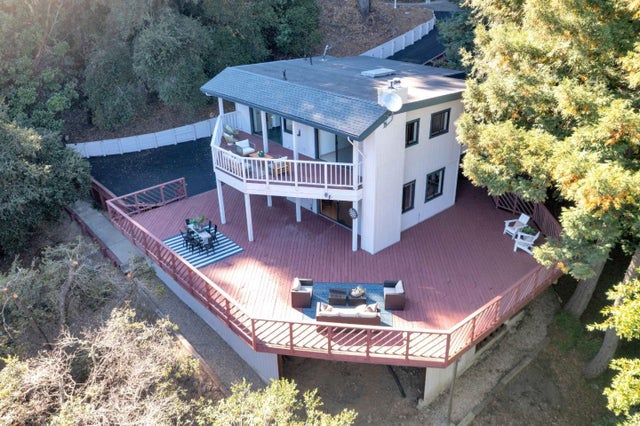 10348 West Dr, FELTON