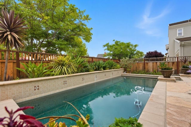 2129 Creekview Dr, DANVILLE